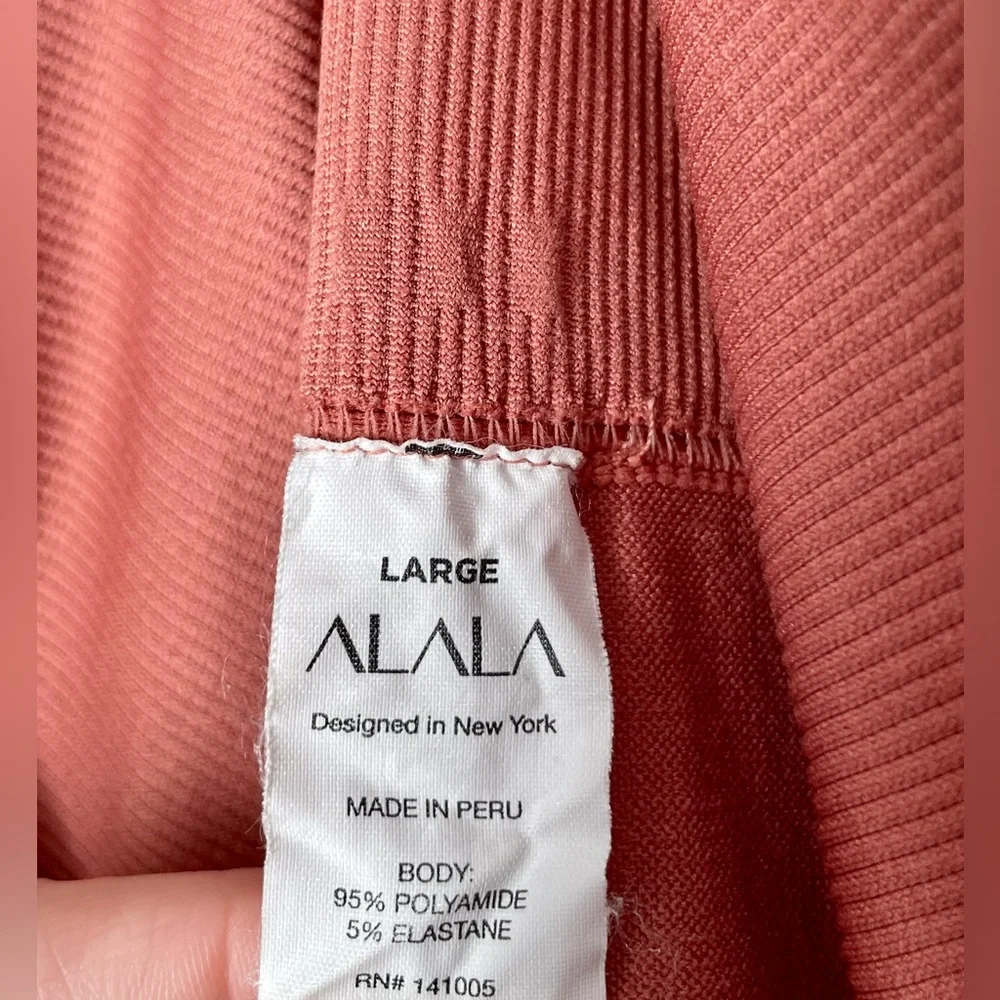 Alala Yoga Leggings Pink Sand Women’s Size Large NWOT - Picture 8 of 9